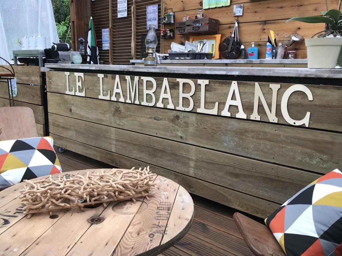 Le Lambablanc Bed and Breakfast Bras-Panon Exteriör bild